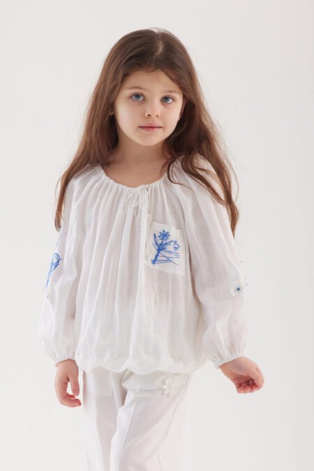 ie pentru copii cu broderie