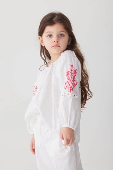 ie pentru copii cu broderie