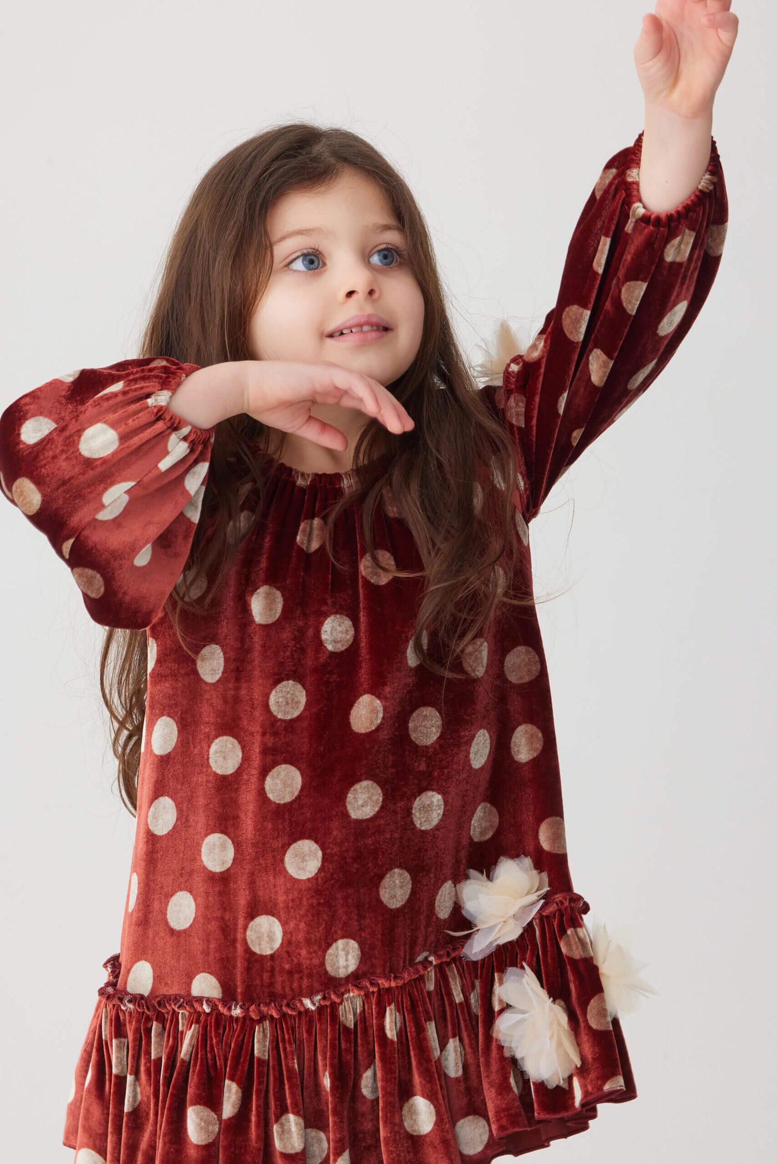 rochie ie de catifea pentru fete