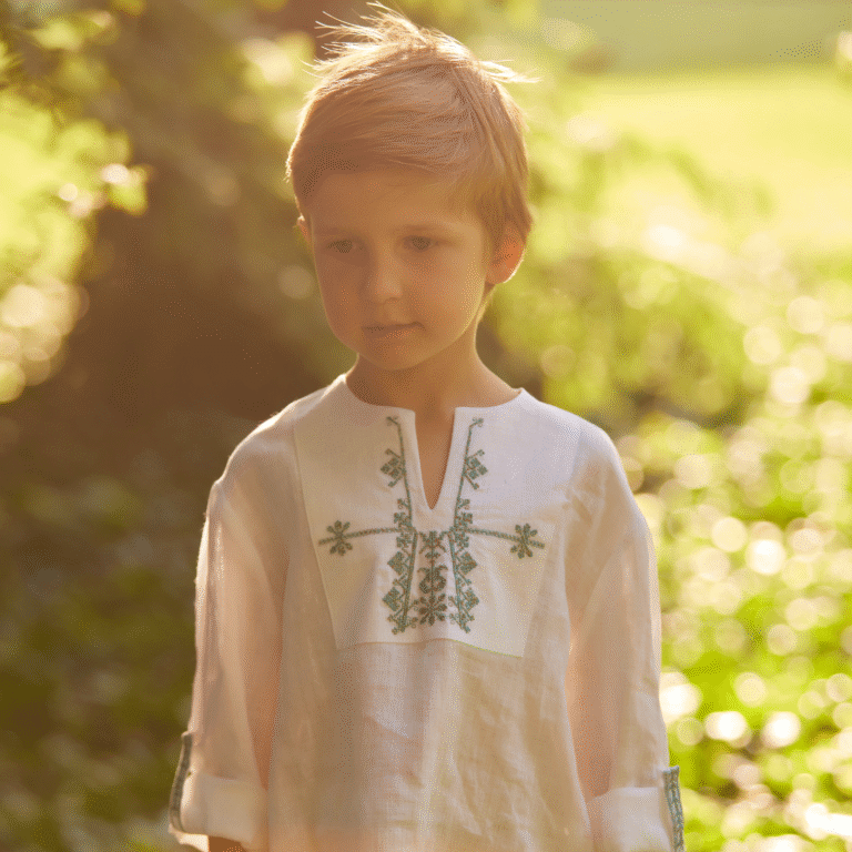 Cămașă tradițională de băieți
